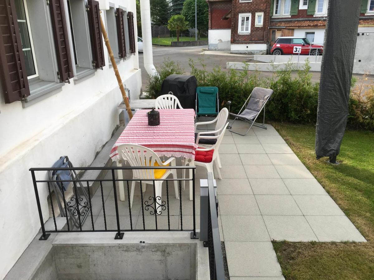 No Such Thing Bed and Breakfast Schwyz Εξωτερικό φωτογραφία