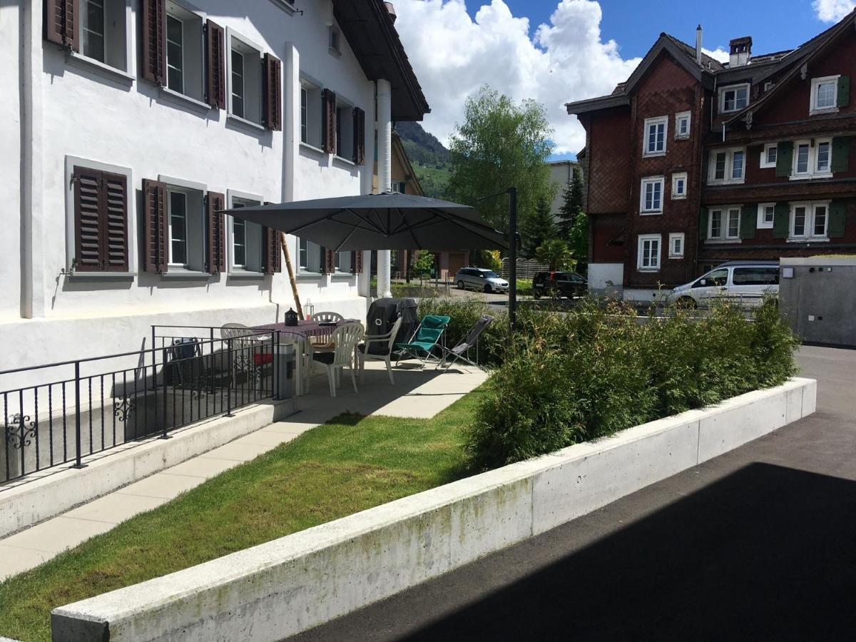 No Such Thing Bed and Breakfast Schwyz Εξωτερικό φωτογραφία