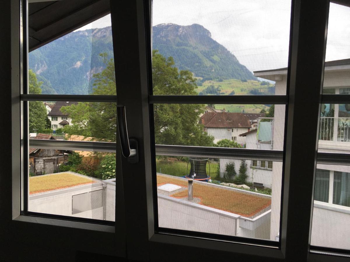No Such Thing Bed and Breakfast Schwyz Εξωτερικό φωτογραφία