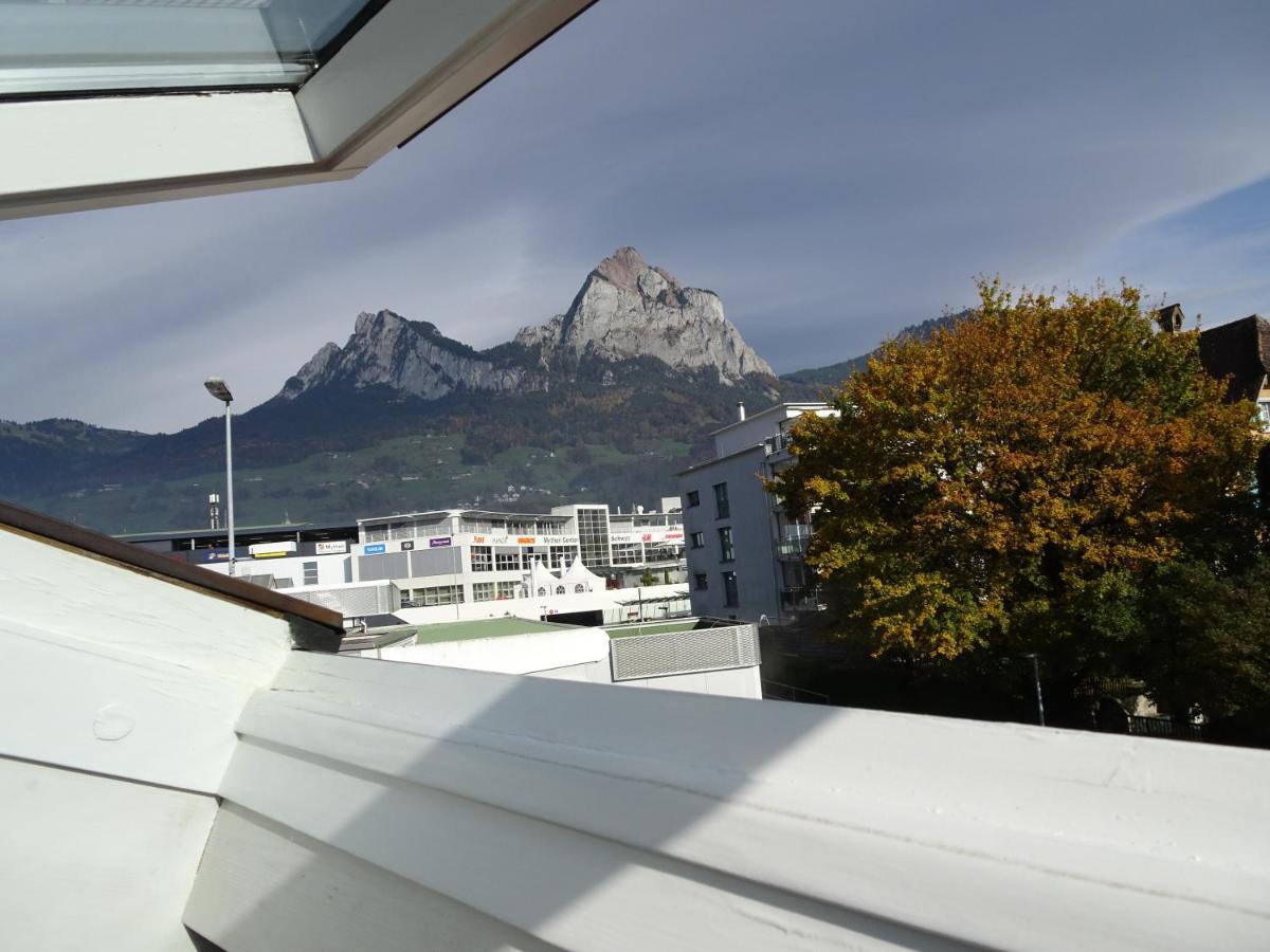 No Such Thing Bed and Breakfast Schwyz Εξωτερικό φωτογραφία