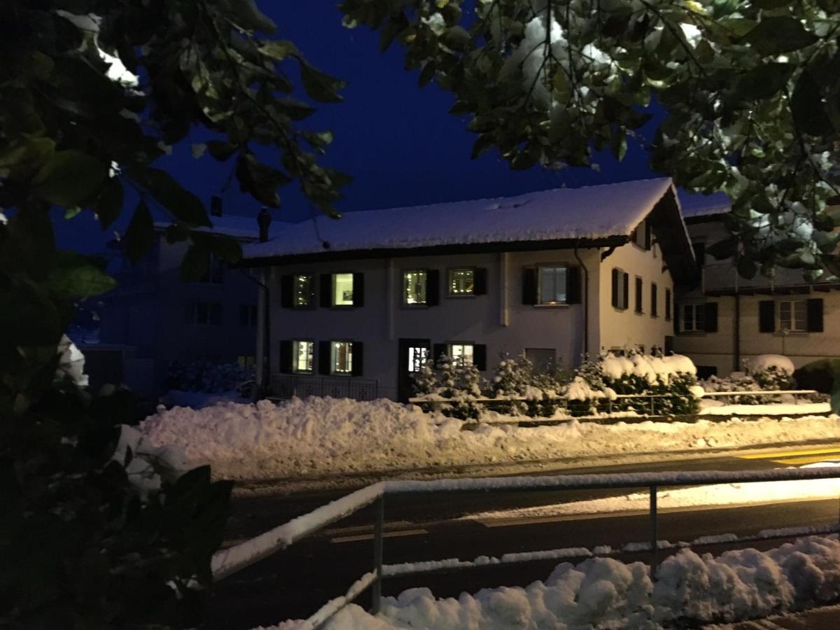 No Such Thing Bed and Breakfast Schwyz Εξωτερικό φωτογραφία